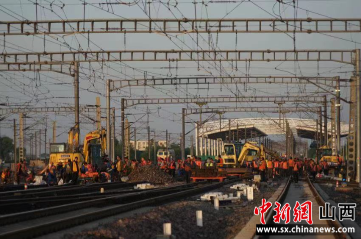 “太中银铁路（太柳段）具备动车开行条件 山西将实现市市通高铁动车