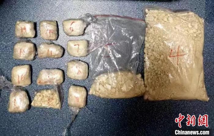 山西晋城警方破获一起贩卖毒品团伙案件 缴毒近5公斤