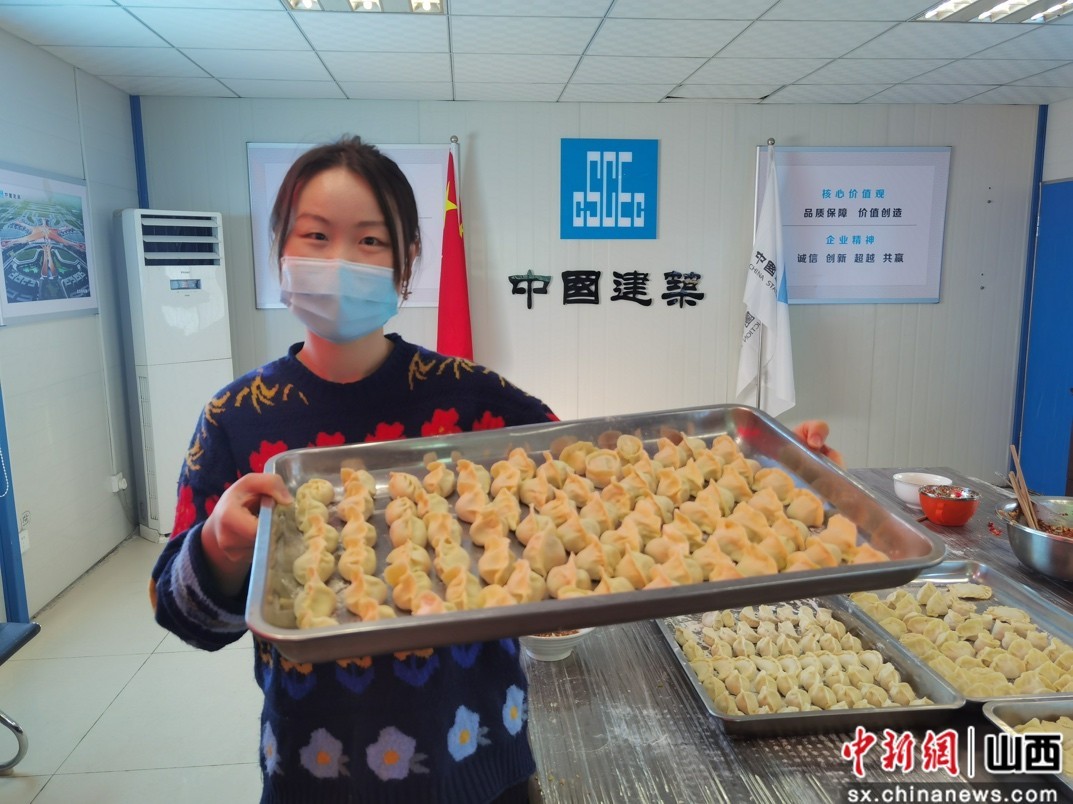 驻晋央企冬至与工人代表吃饺子 暖胃又暖心
