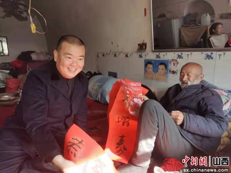 “山西柳林县穆村镇农民康定平：为了心中那一份慰藉
