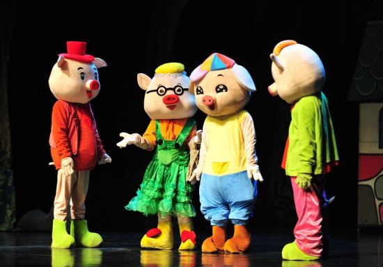 经典儿童剧《三只小猪》在太原青年宫上演 - 中